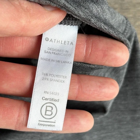 Athleta Stash Pocket Capri Leggings Lot Splat Splatter Purple Plum Gray sz XS - Picture 14 of 16